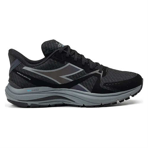 Diadora Mythos Blushield 8 Vortice Löparskor - Svart